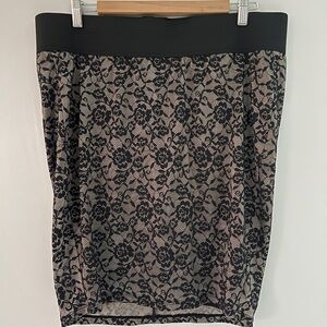 Torrid Black Lace Overlay Skirt [Size 2]